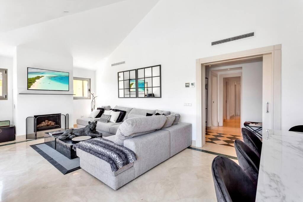 Yolo Spaces - Sotogrande Sea View Penthouse Сан-Роке Екстер'єр фото