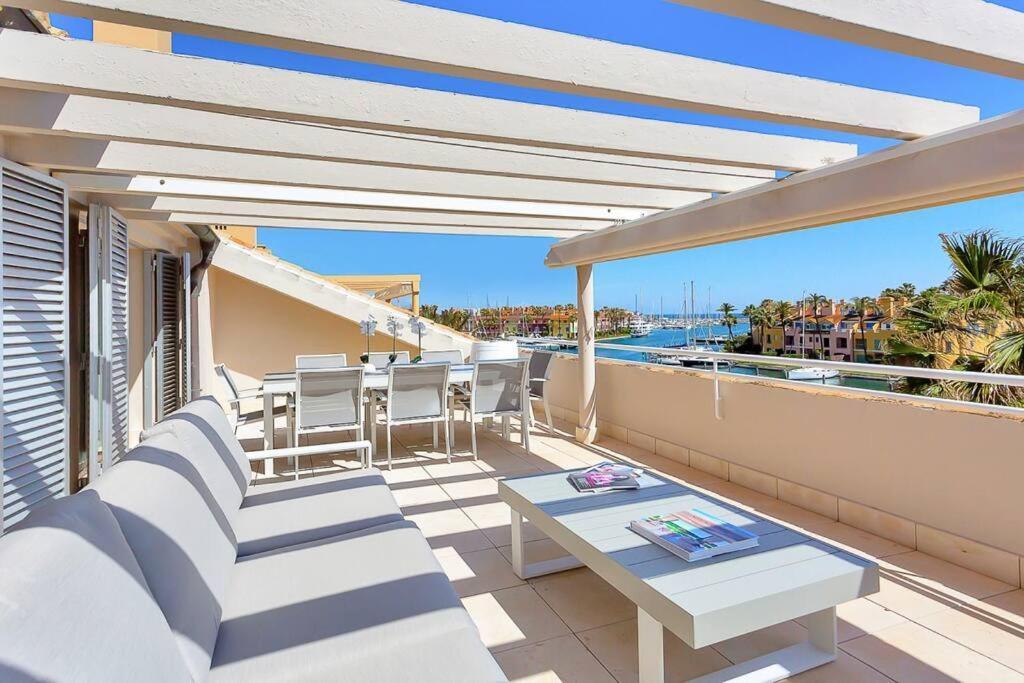 Yolo Spaces - Sotogrande Sea View Penthouse Сан-Роке Екстер'єр фото