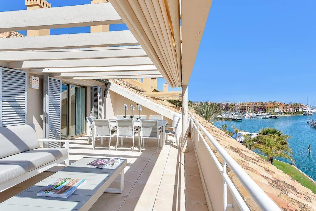 Yolo Spaces - Sotogrande Sea View Penthouse Сан-Роке Екстер'єр фото