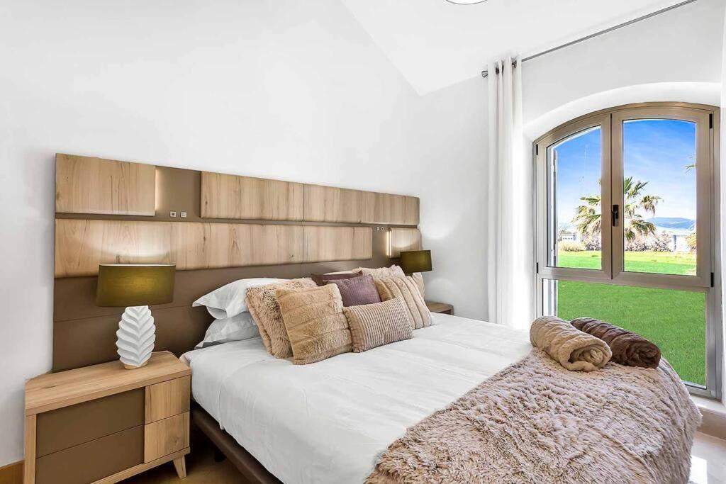 Yolo Spaces - Sotogrande Sea View Penthouse Сан-Роке Екстер'єр фото
